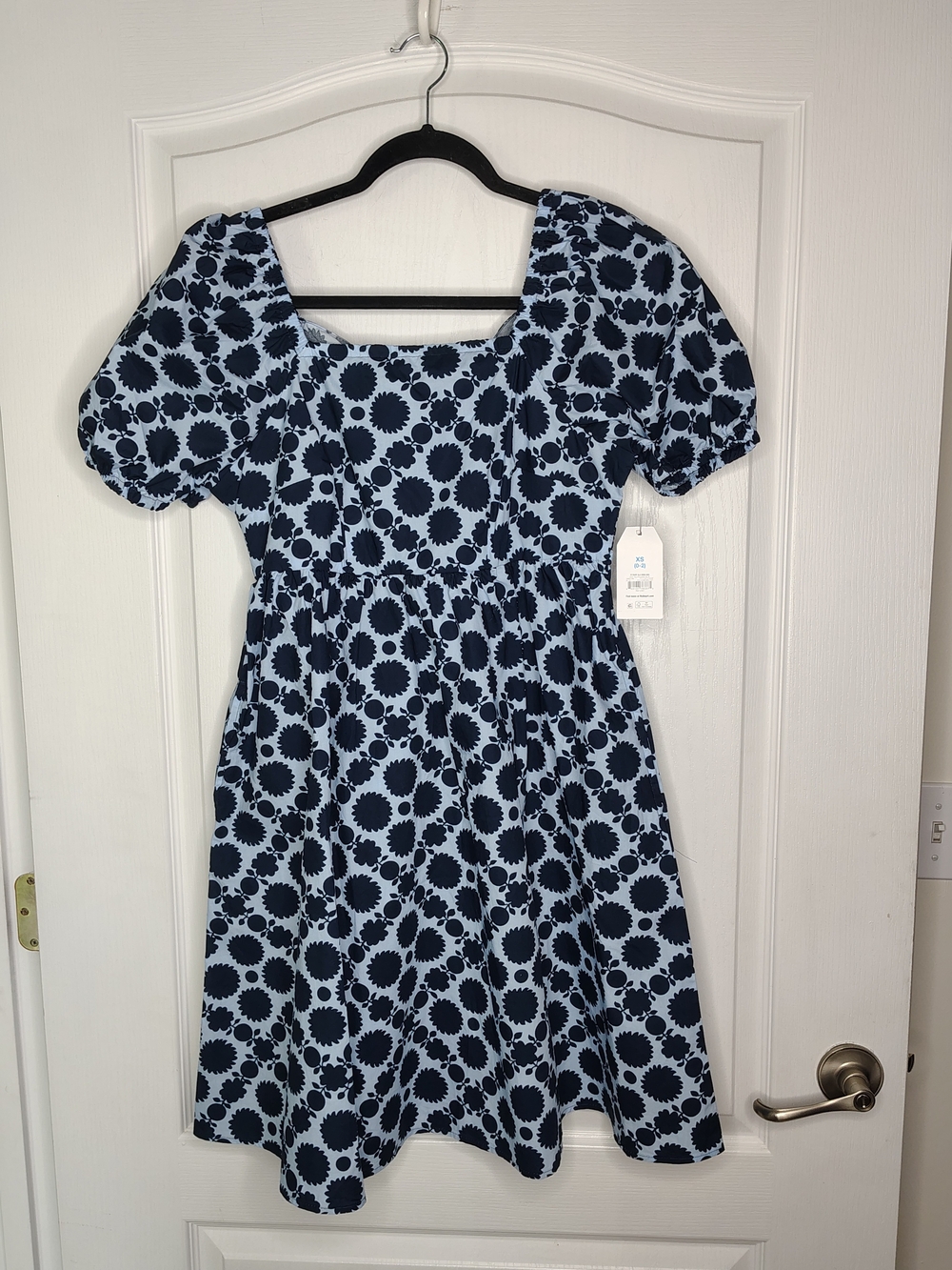 Time and Tru Navy Floral Print Puff Sleeve Dress